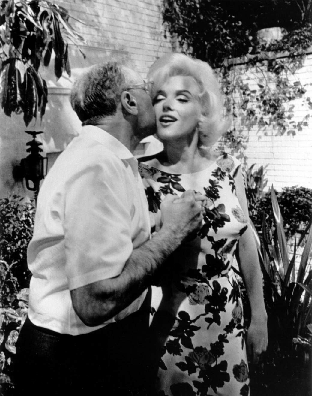 濒于崩溃剧照的剧照