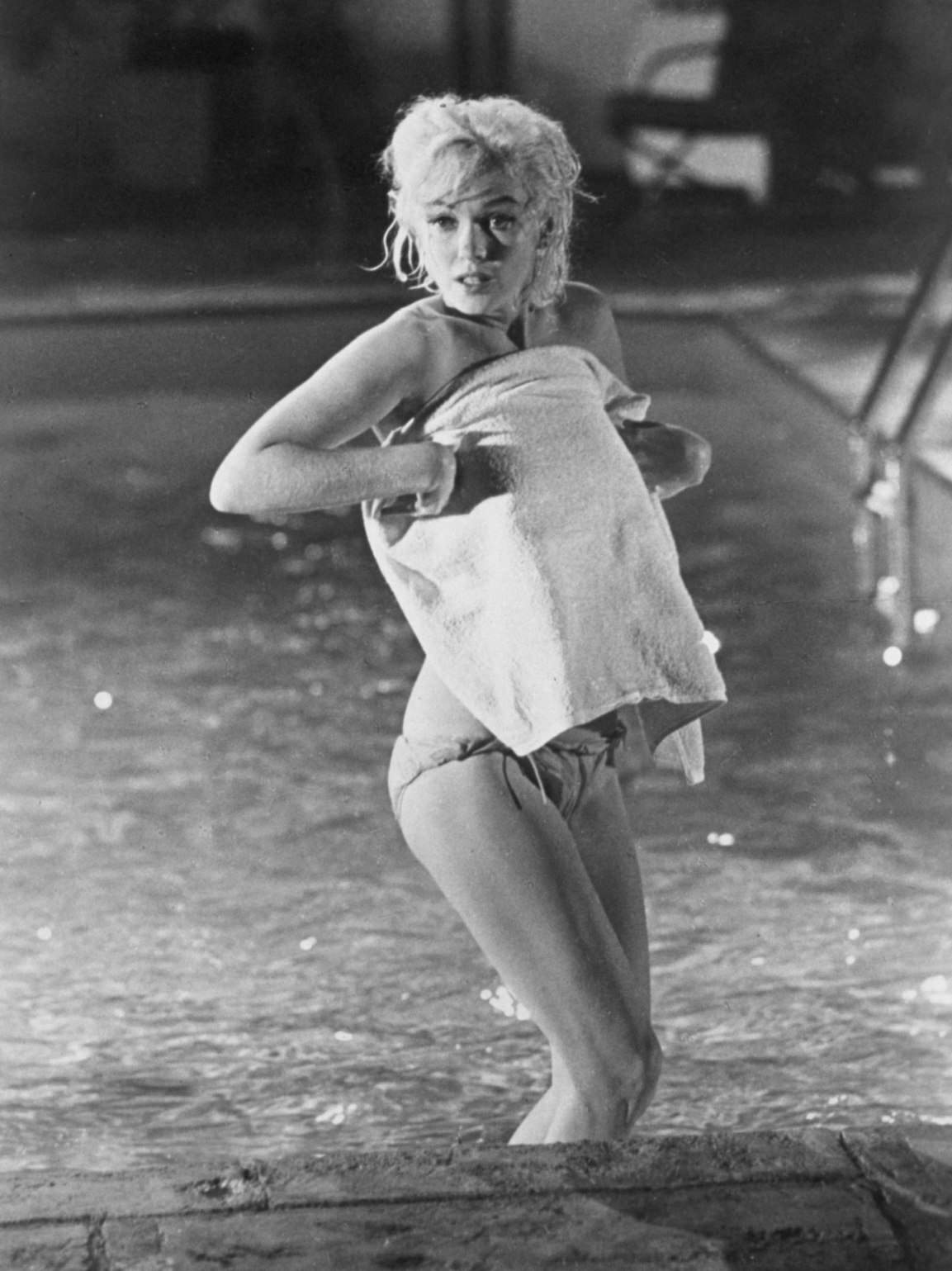 濒于崩溃剧照的剧照