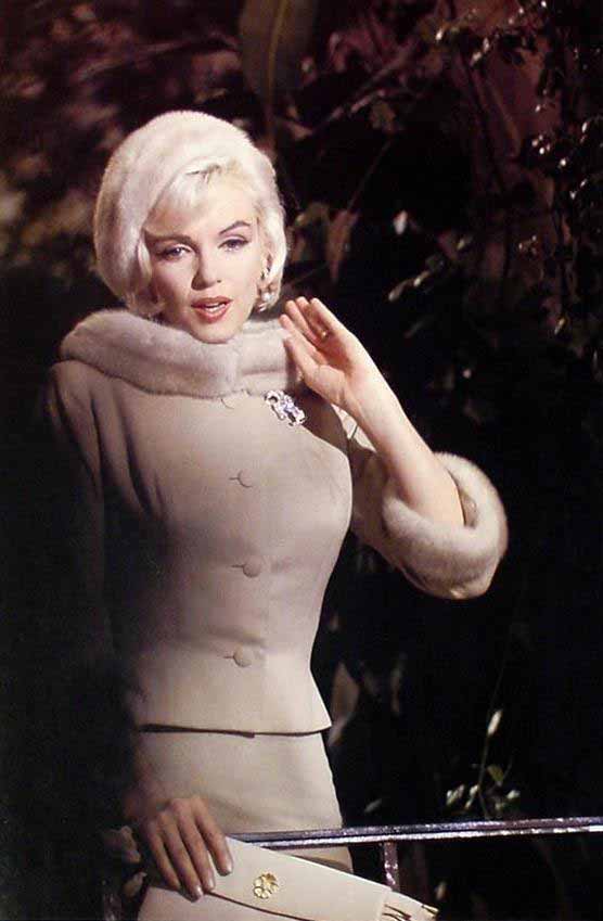 濒于崩溃剧照的剧照