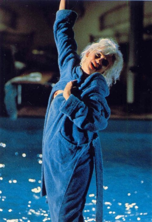 濒于崩溃剧照的剧照