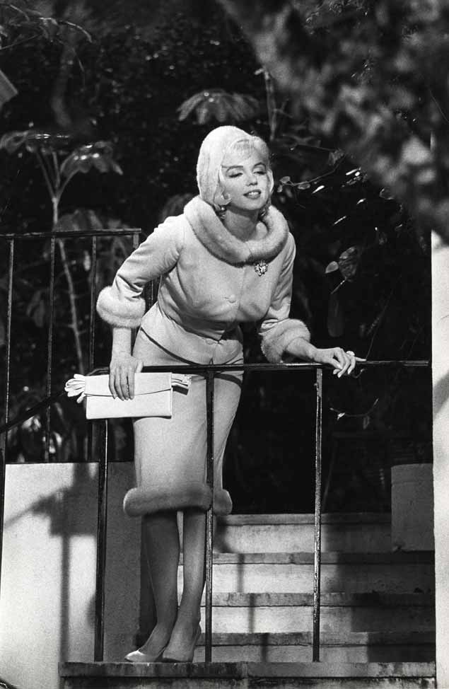 濒于崩溃剧照的剧照