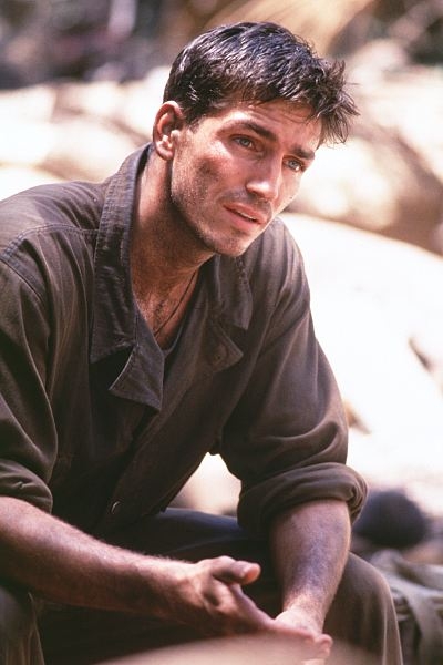 细细的红线剧照的剧照