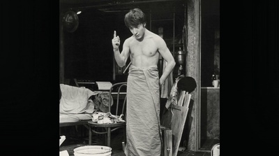 成为迈克·尼科尔斯剧照的剧照