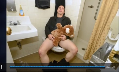 周六夜现场：詹姆斯·弗兰科/妮琪·米娜剧照的剧照