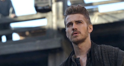 首杀剧照的剧照