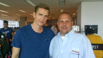 首杀剧照的剧照