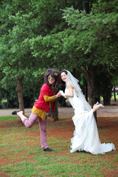 假装情侣剧照的剧照