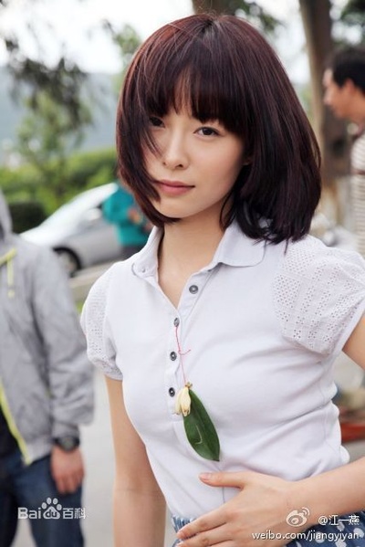 假装情侣剧照的剧照