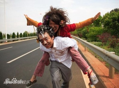 假装情侣剧照的剧照