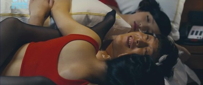 假装情侣剧照的剧照