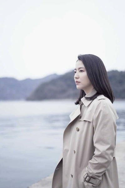 爱上谎言的女人剧照的剧照