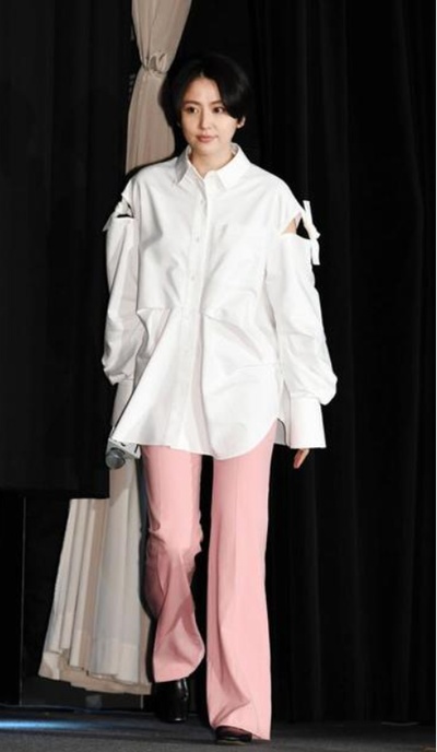 爱上谎言的女人剧照的剧照