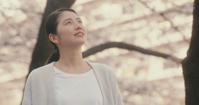 爱上谎言的女人剧照的剧照