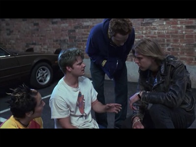 近郊奇情剧照的剧照