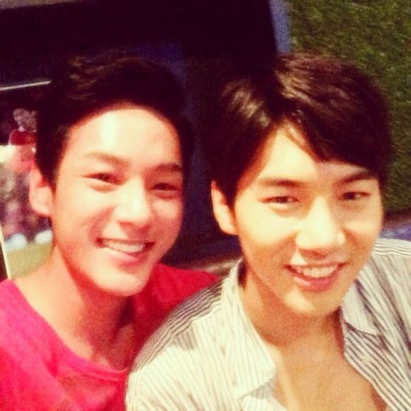 夜间飞行剧照的剧照