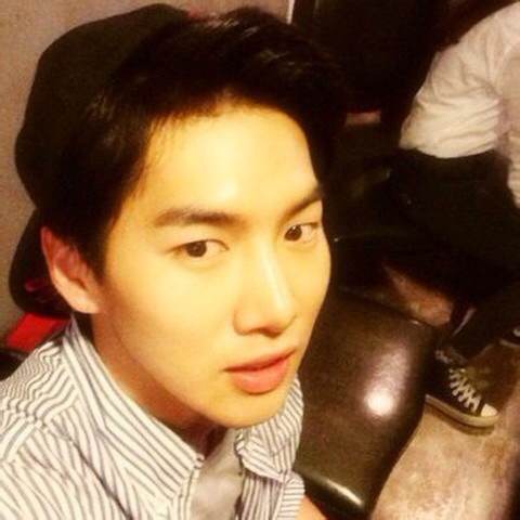 夜间飞行剧照的剧照