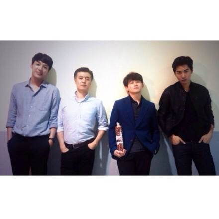 夜间飞行剧照的剧照