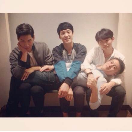 夜间飞行剧照的剧照