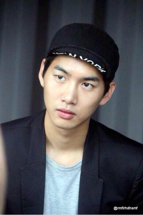 夜间飞行剧照的剧照