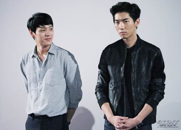 夜间飞行剧照的剧照