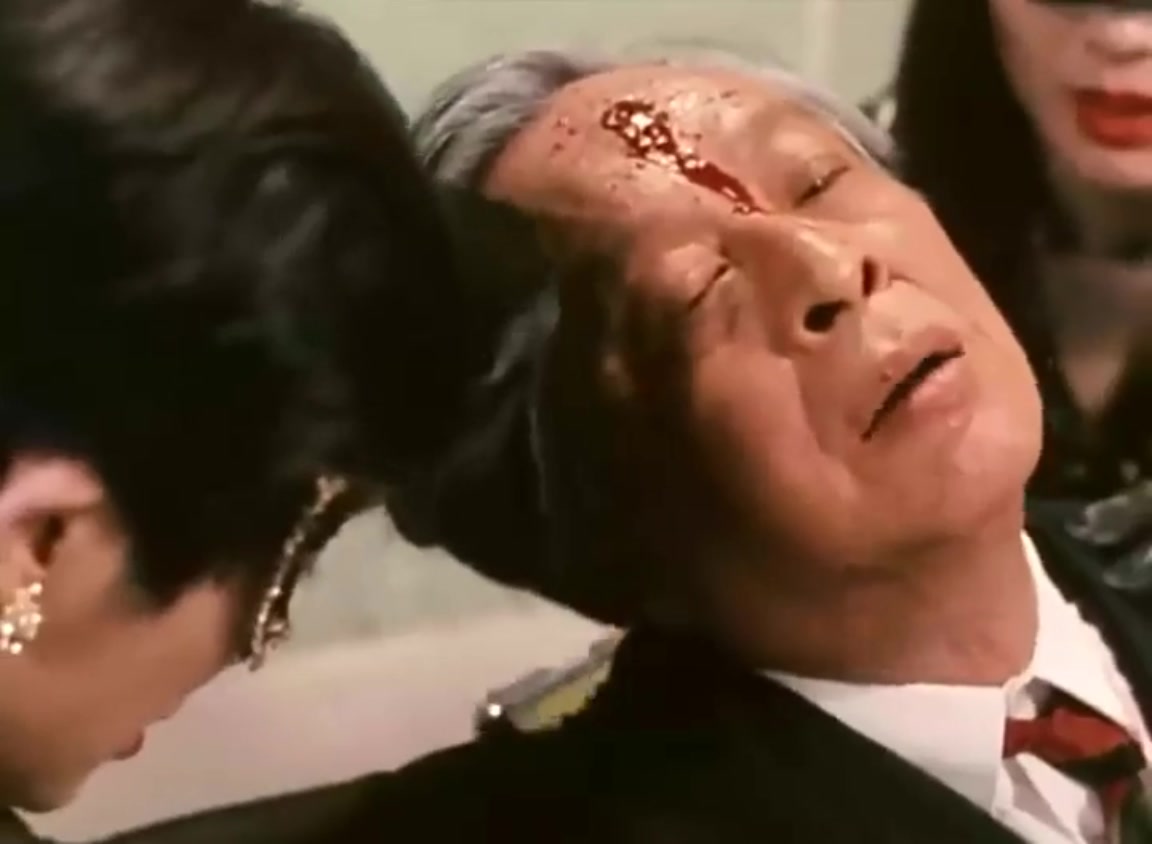 女黑侠黄莺剧照的剧照