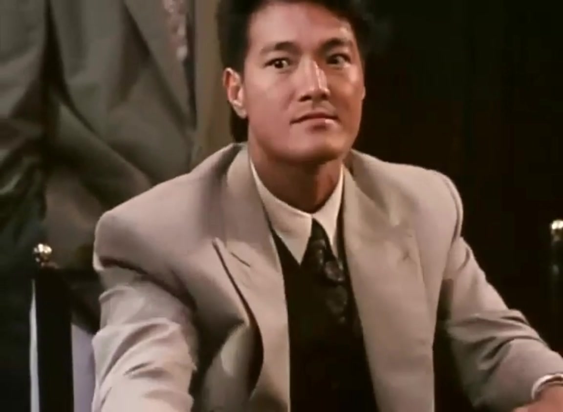 女黑侠黄莺剧照的剧照