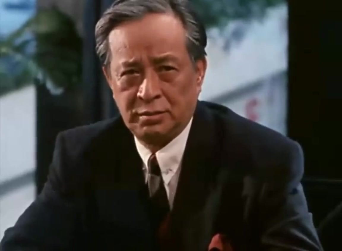 女黑侠黄莺剧照的剧照