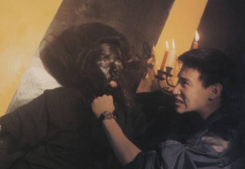 女黑侠黄莺剧照的剧照