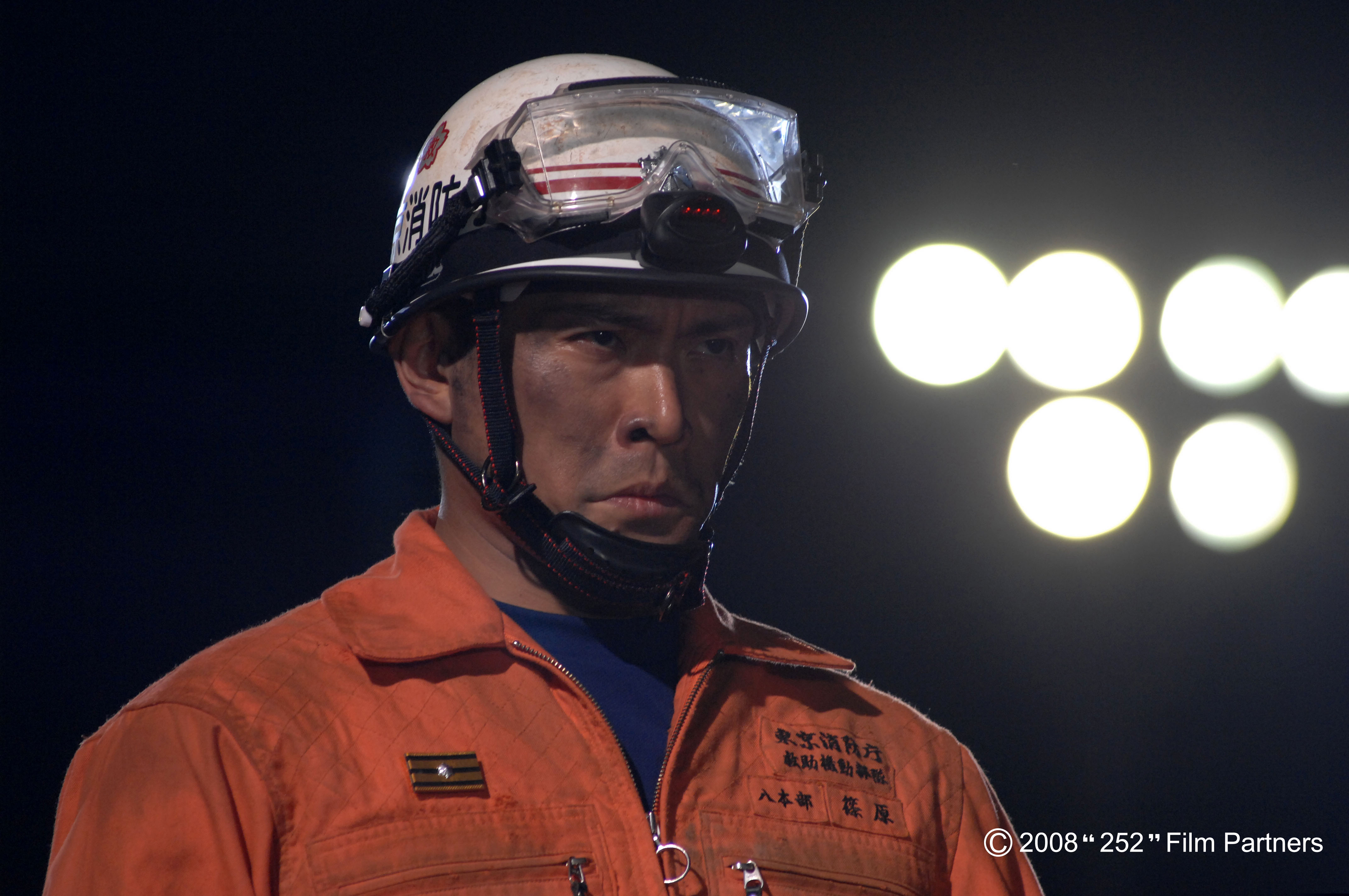 252生存者剧照的剧照