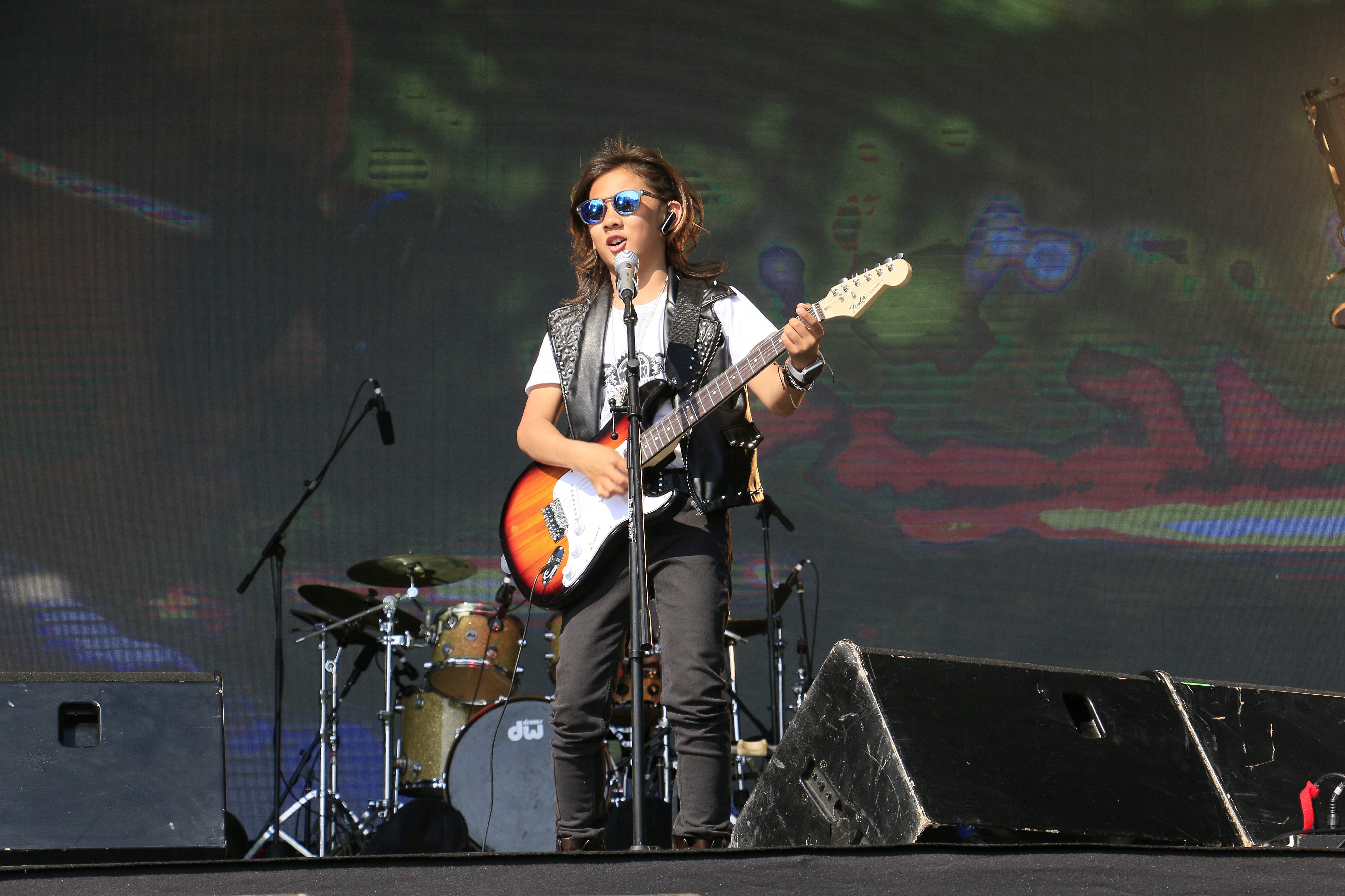 摇滚小子剧照的剧照