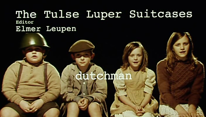 塔斯鲁波的手提箱剧照的剧照