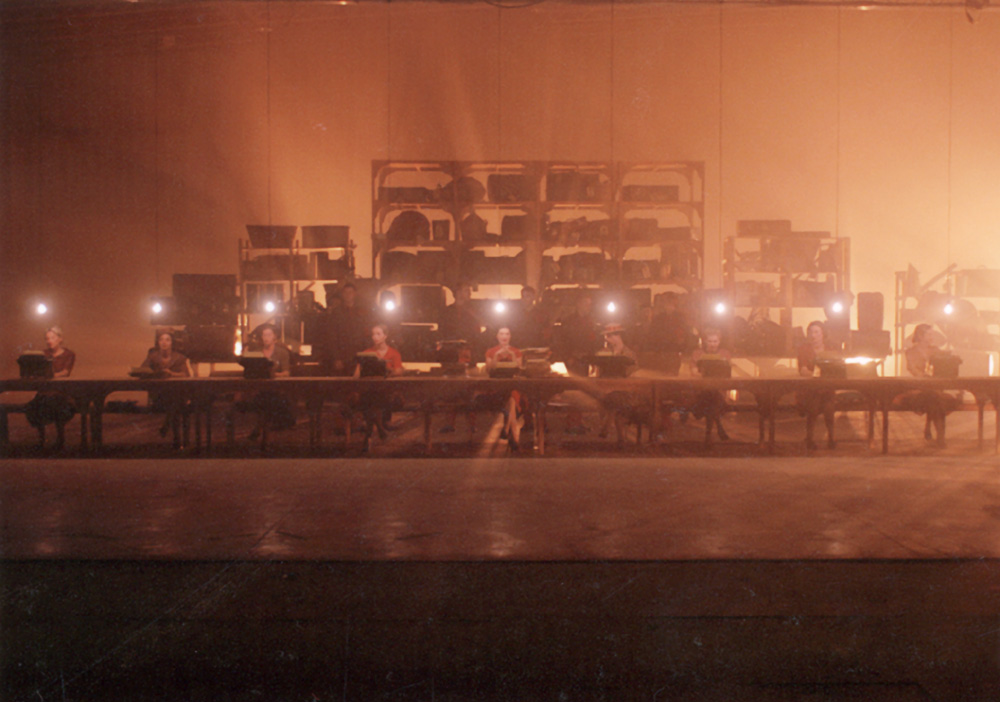 塔斯鲁波的手提箱剧照的剧照