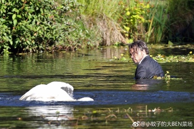 教授剧照的剧照