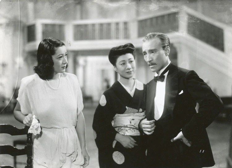 安城家的舞会剧照的剧照