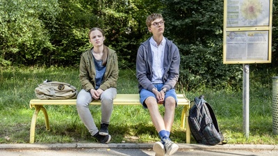 关于一个女孩剧照的剧照