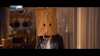 关于一个女孩剧照的剧照