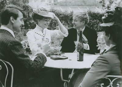 祖与占剧照的剧照