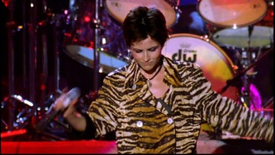 小红莓：巴黎肤色下演唱会剧照的剧照