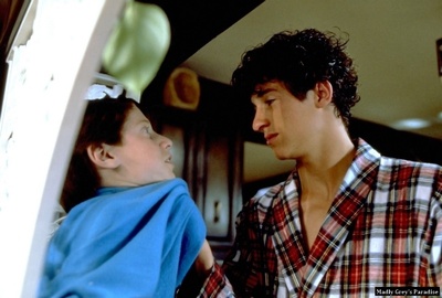 爱是非卖品剧照的剧照