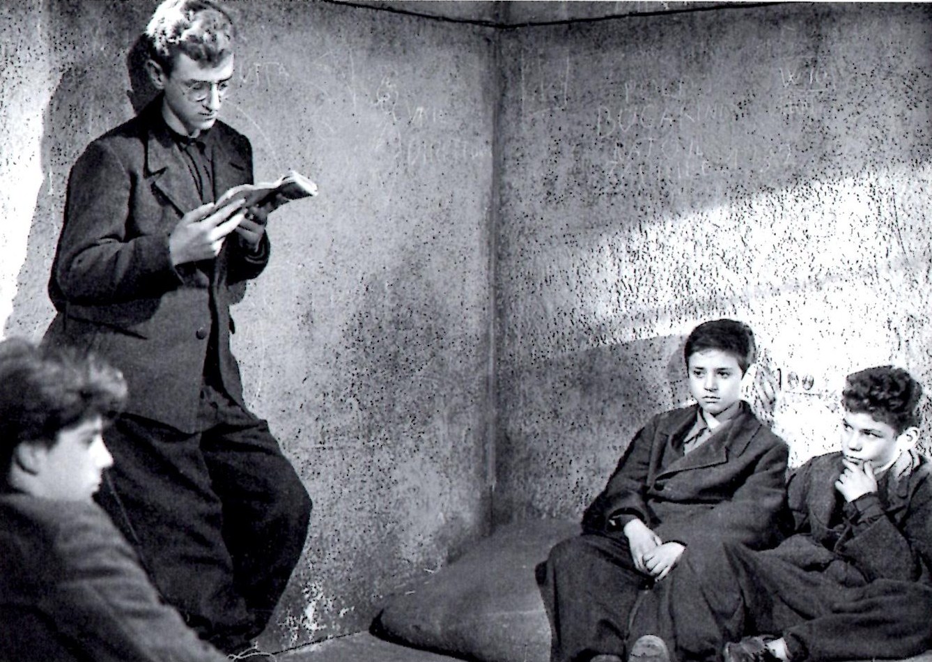 擦鞋童剧照的剧照