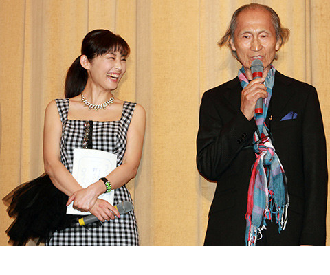 原野四十九日剧照的剧照