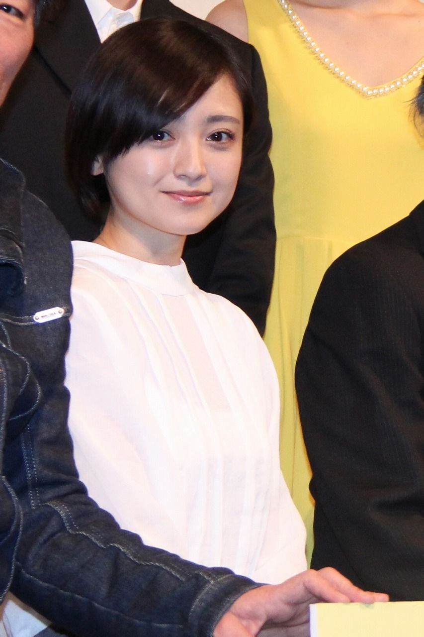 原野四十九日剧照的剧照