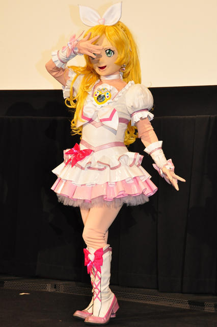 电影 Suite 光之美少女♪ 夺回来！连结内心的奇迹之音♪剧照的剧照