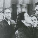 乌鸦与麻雀剧照