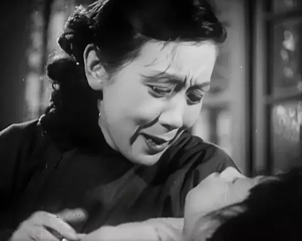 乌鸦与麻雀剧照的剧照