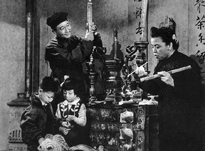 乌鸦与麻雀剧照的剧照