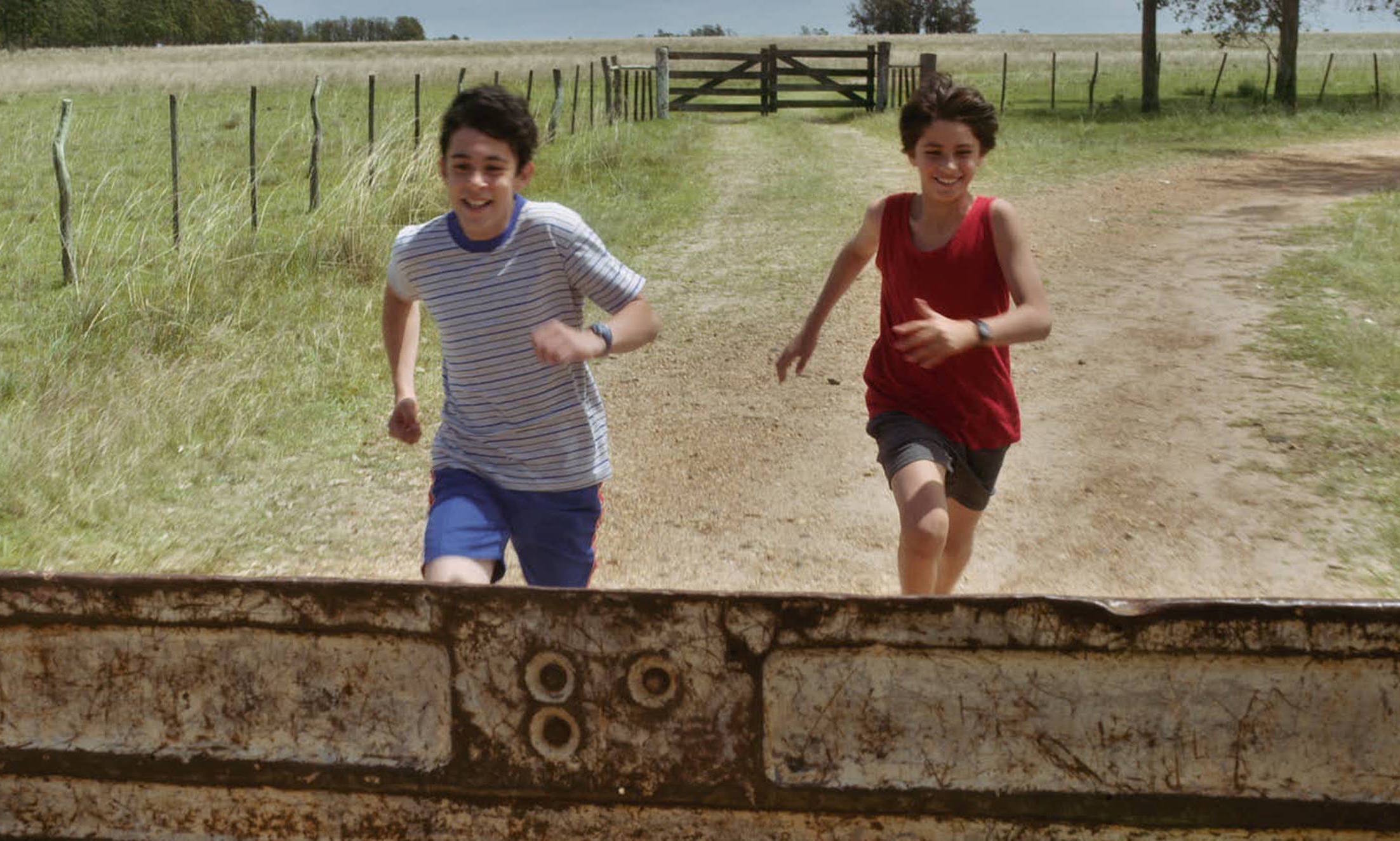 是爱非友剧照的剧照