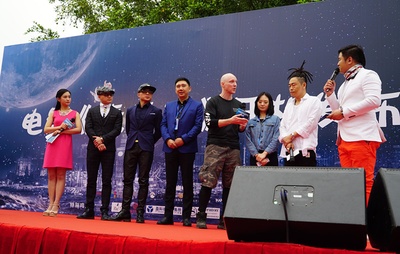 麦兵兵之夺宝联“萌”剧照的剧照