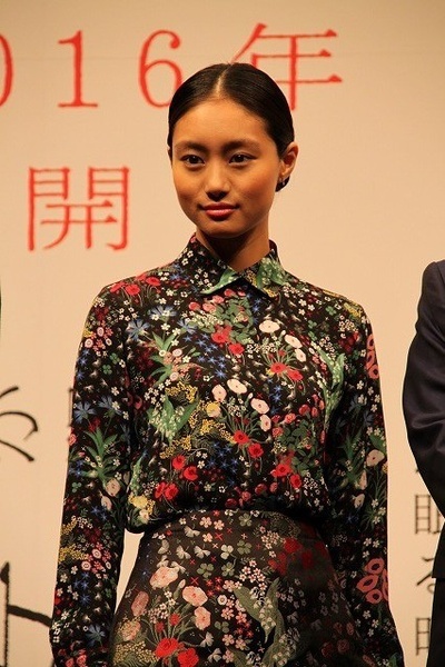 当女人沉睡时剧照的剧照