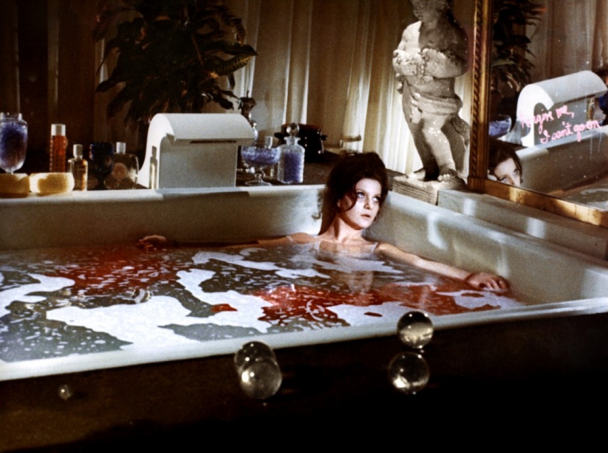 辣手娇娃剧照的剧照